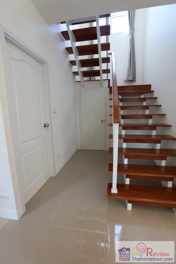 ����Ǻ�ҹ������ҧ �Ź���� ��Ի 2 �ҧ�� - ����ó����