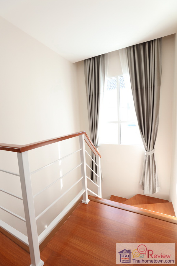 ����Ǻ�ҹ������ҧ �Ź���� ��Ի 2 �ҧ�� - ����ó����