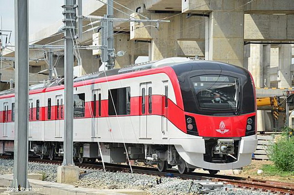 �ѡ������� ��觷��ǹ��������ö������ᴧ ����Ҥ� 14 - 42 �ҷ ᾧ��������չ���Թ