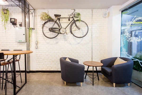 �١���»�� �Ѻ ������觺�ҹ���¨ѡ��ҹ