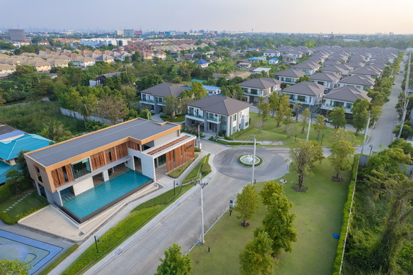 29-30 �.�.��� �Ѻ����˭� �Դ⫹���� ��� �Ե�� �Ҫ�ġ��-������� ��ҹ�������� 4 �͹ 㨡�ҧ�Ҫ�ġ�� ���ҧ��ǹ Ŵ�٧�ش 1 ��ҹ*