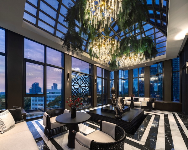 �ù�� ����ʷ� �Ǵ�� HYDE HERITAGE THONGLOR ��ǹ��ҧ���� 2,000 ��.�. �������ԡ�� On-Demand Service by HYATT Regency Bangkok Sukhumvit