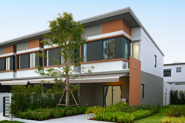 รายละเอียดโครงการ พลีโน่ ทาวน์ พระราม 2