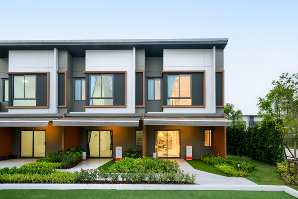 รายละเอียดโครงการ พลีโน่ ทาวน์ พระราม 2