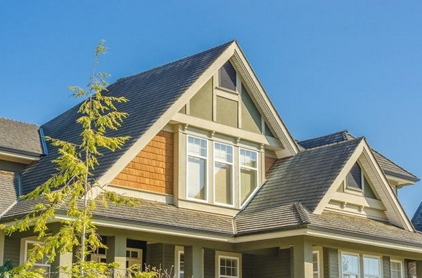 3. หลังคาบ้านทรงมะนิลา