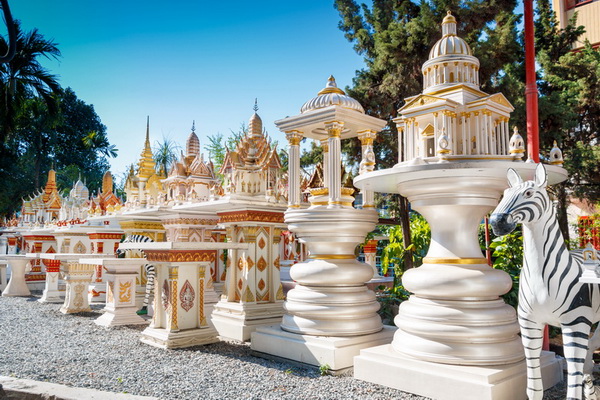 การเลือกศาลพระภูมิ