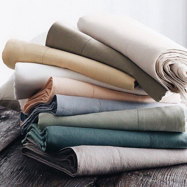 1. ผ้า ตัวช่วยดูดซับเสียง