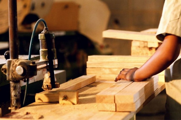 8 ��ͤ����� ��͹�Դ�� ����Ƿ��ҹ㹽ѹ �Ѻ���ɰ�Ԩ�ؤ�Ѩ�غѹ