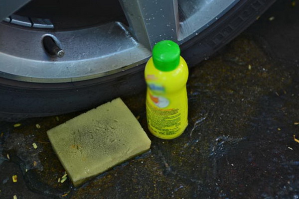 ล้างล้อแมกซ์ด้วยน้ำยาล้างจาน ล้างล้อแมกซ์ด้วยน้ำยาล้างจาน