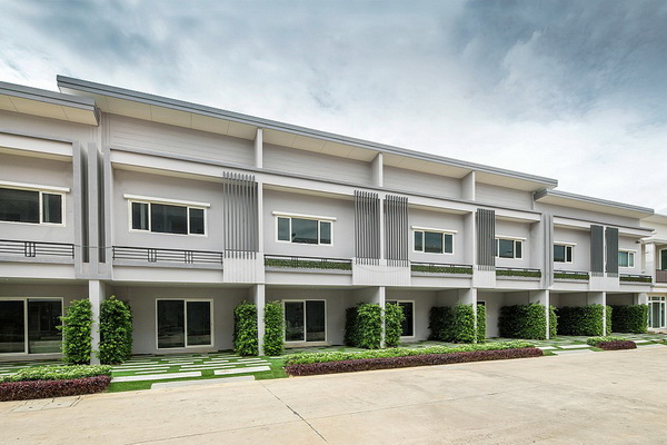 �� ��硫��٫տ